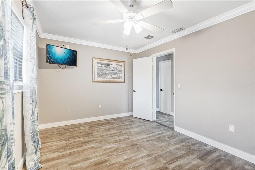 2112 Harvard AVE-18