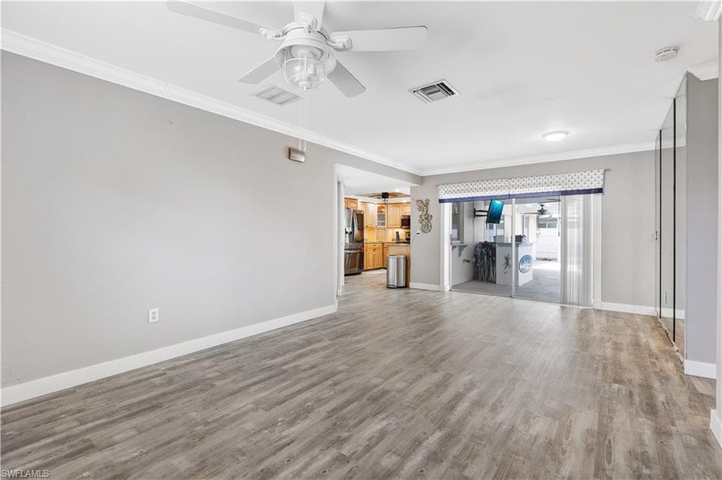 2112 Harvard AVE-25