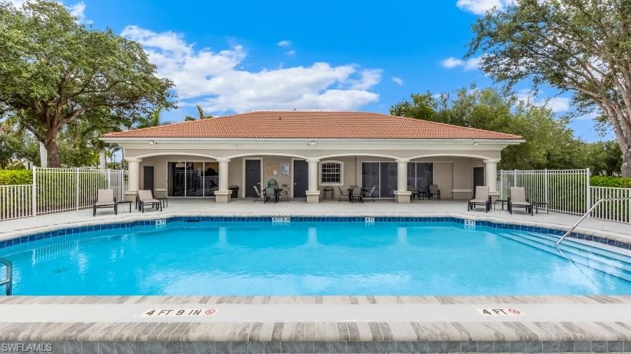9928 Springlake CIR-6