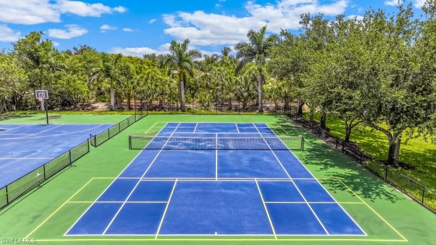 9928 Springlake CIR-15