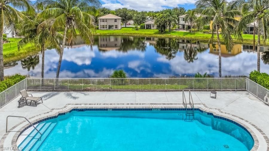 9928 Springlake CIR-8