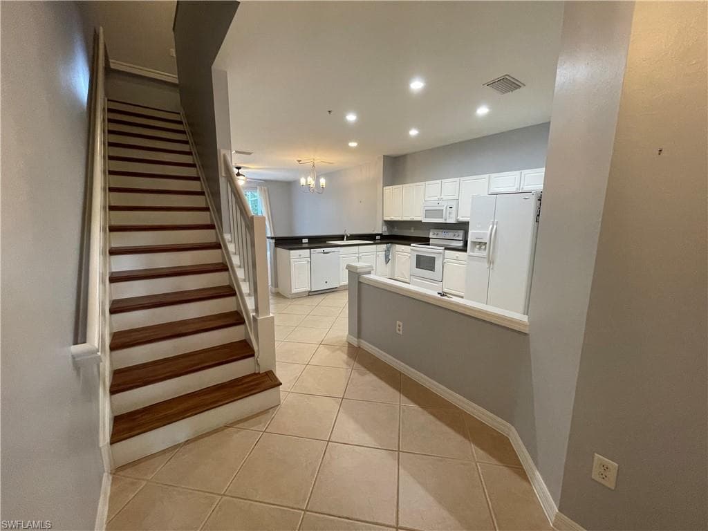 16090 Caldera LN 18-8