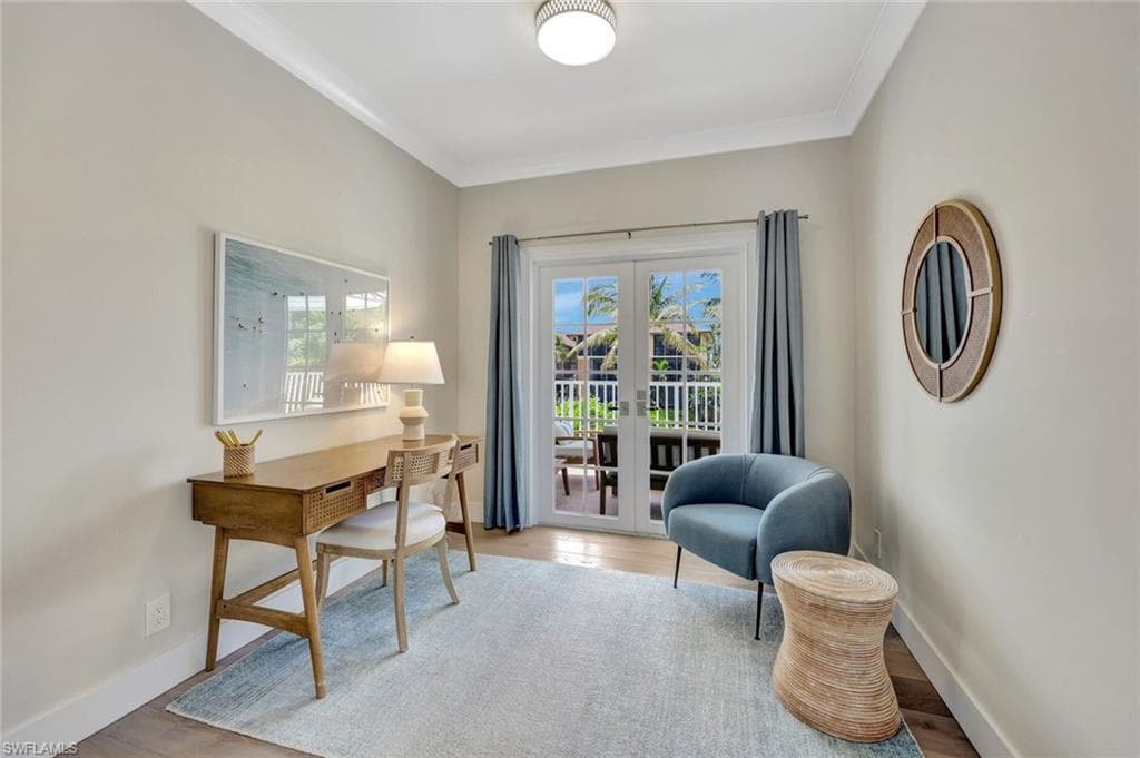 1500 Pelican AVE-17