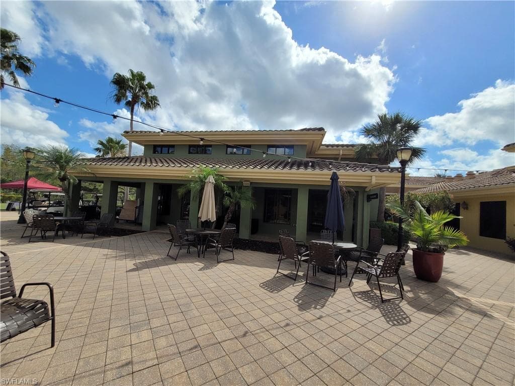 10518 Avila CIR-43