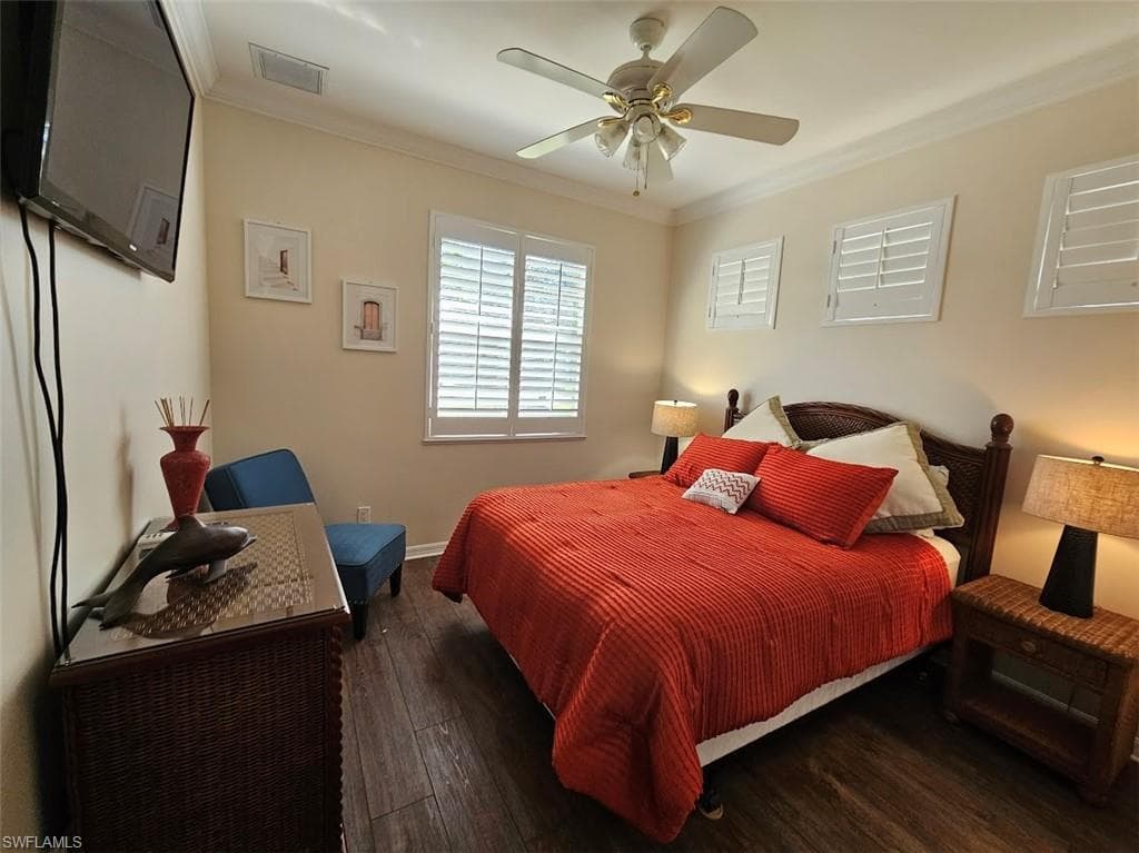 10518 Avila CIR-25