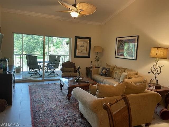 1137 Winding Pines CIR 203-6