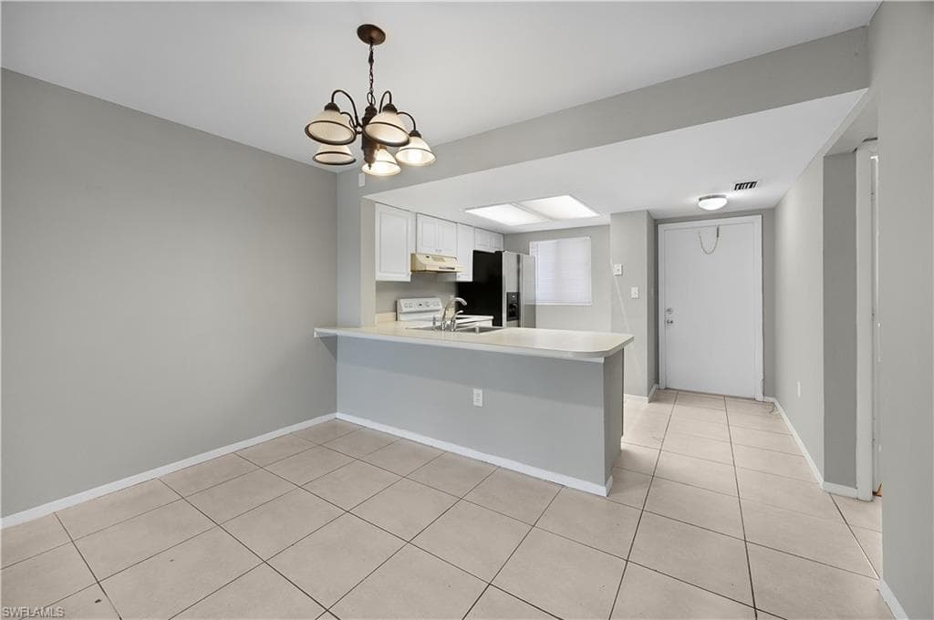 2700 Park Windsor DR 714-2