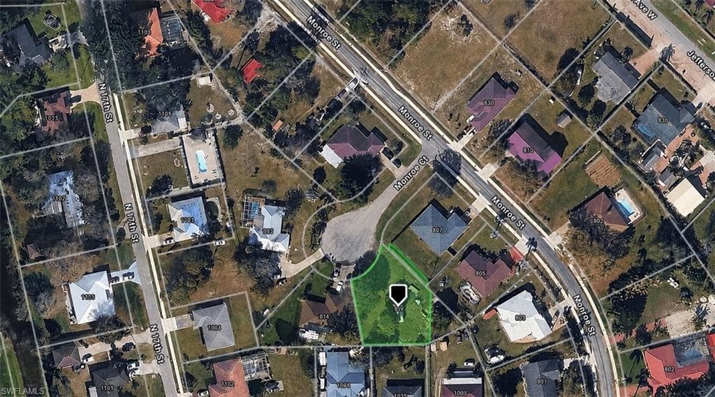 809 Monroe CT-3