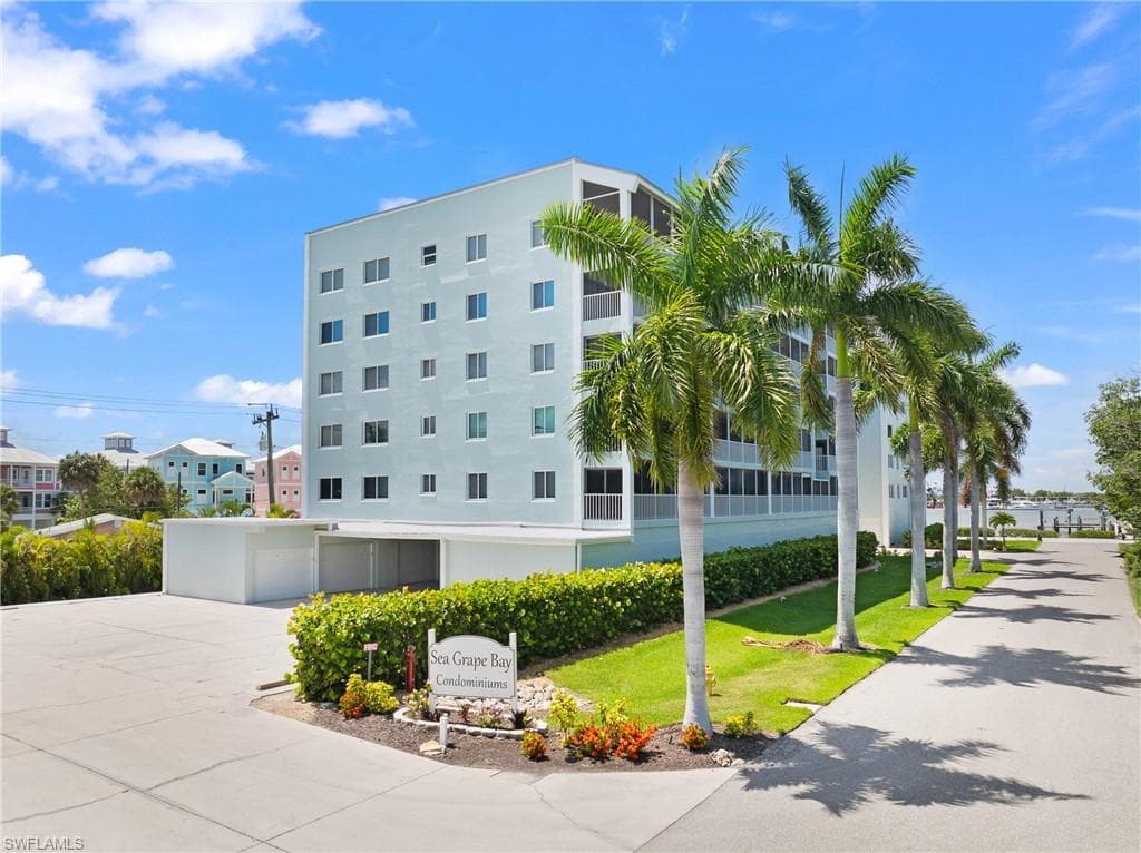 345 Mango ST 605-12