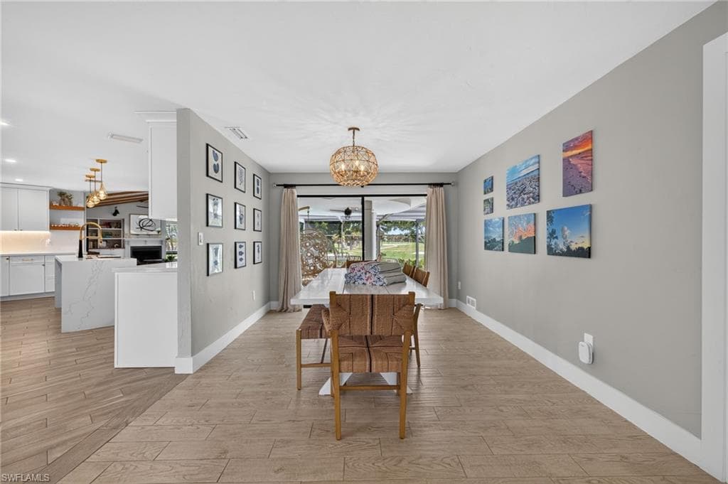 1206 Par View DR-11