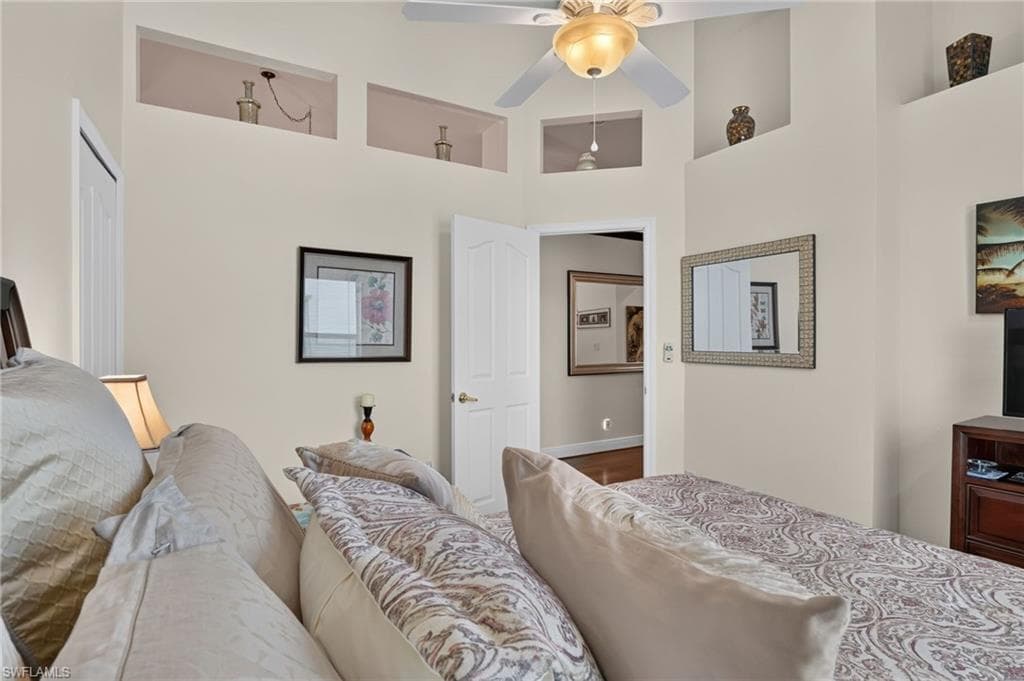 2166 Stacil CIR 17-35