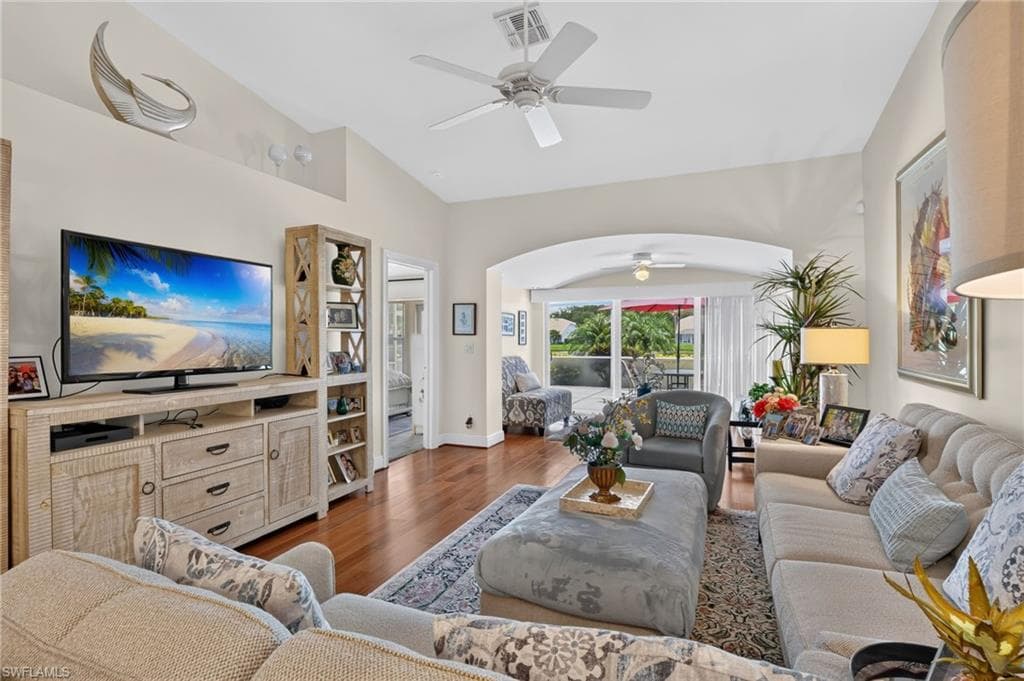 2166 Stacil CIR 17-4