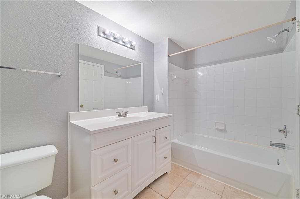 23580 Walden Center DR 305-18