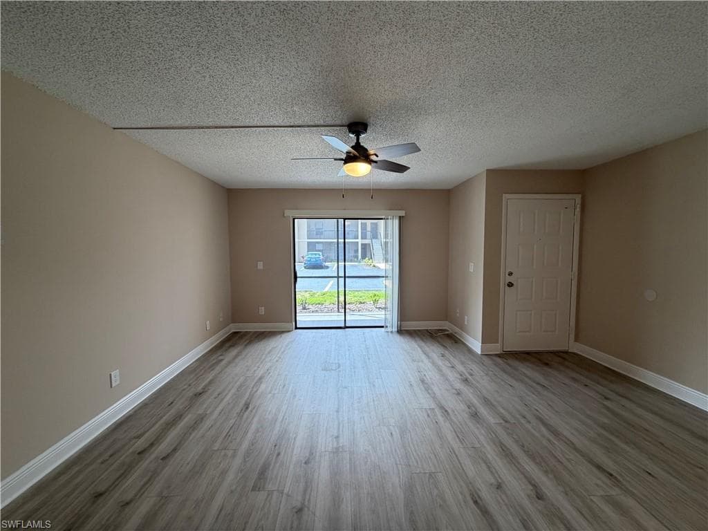 5315 Summerlin RD 1504-4