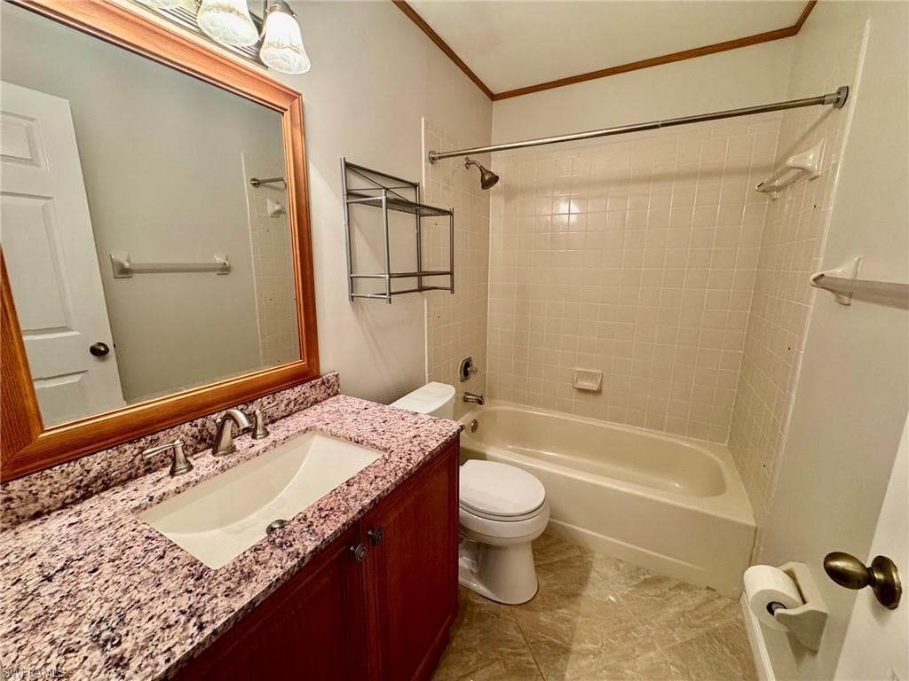 4524 Andover WAY I-204-10