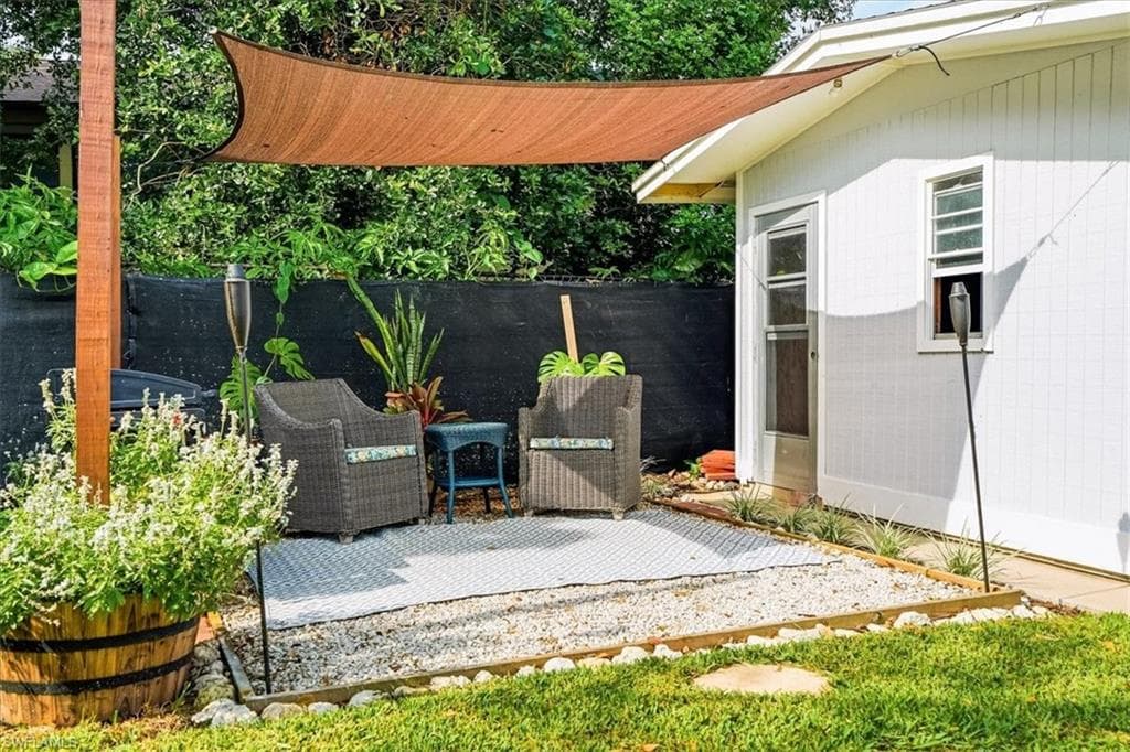 3880 Estey AVE-32