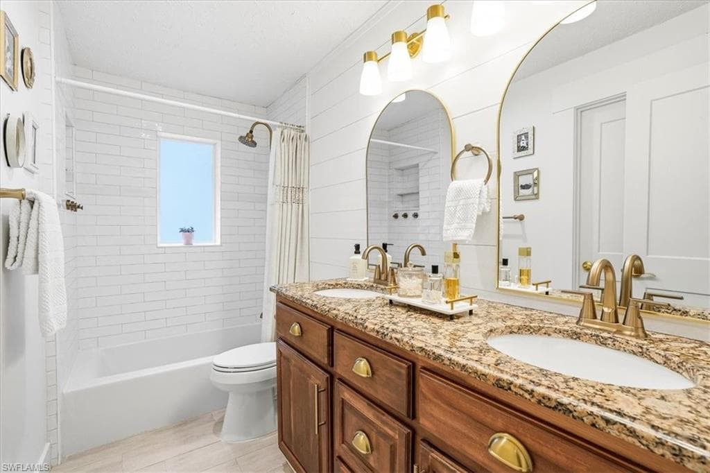 3880 Estey AVE-18