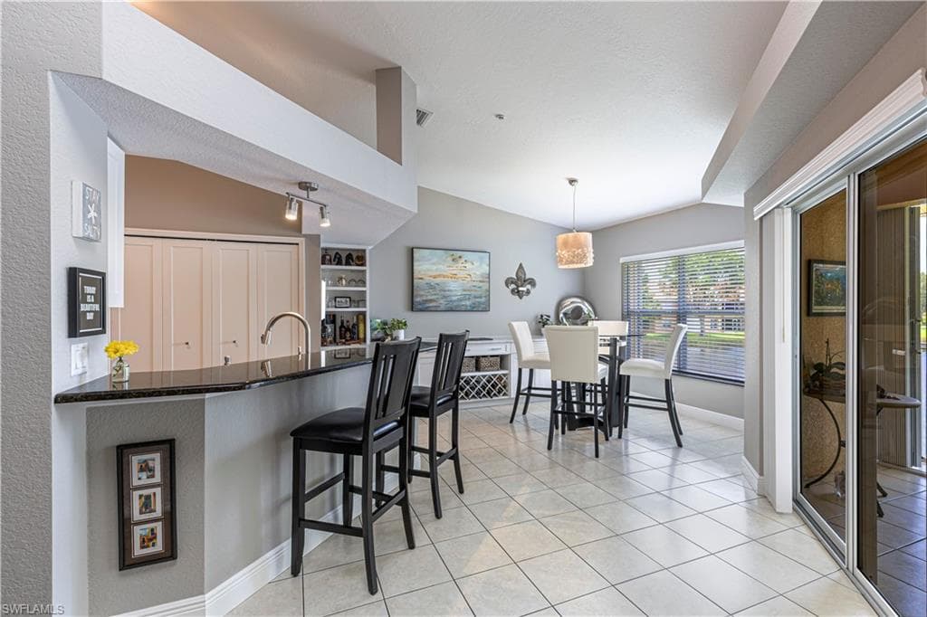 26740 Rosewood Pointe LN 202-11