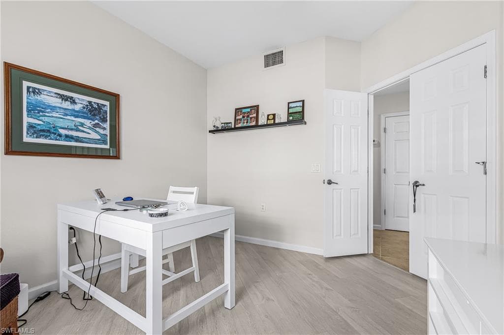 16630 Crownsbury WAY 102-10