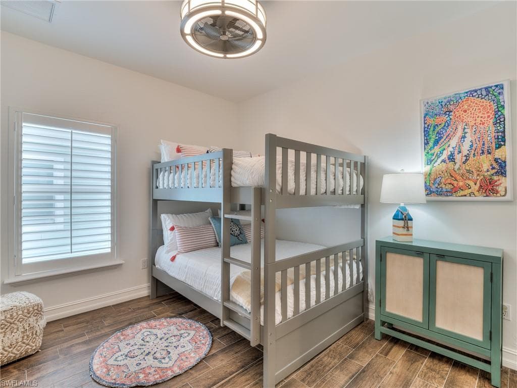 282 Delmar AVE-27