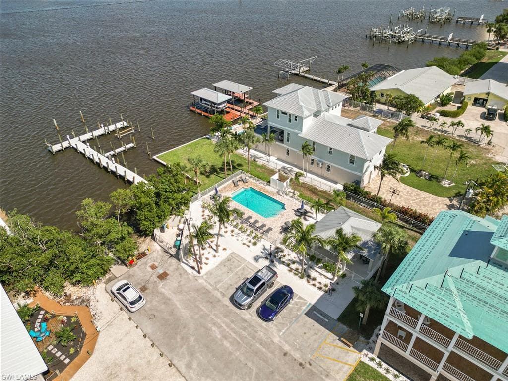 282 Delmar AVE-37