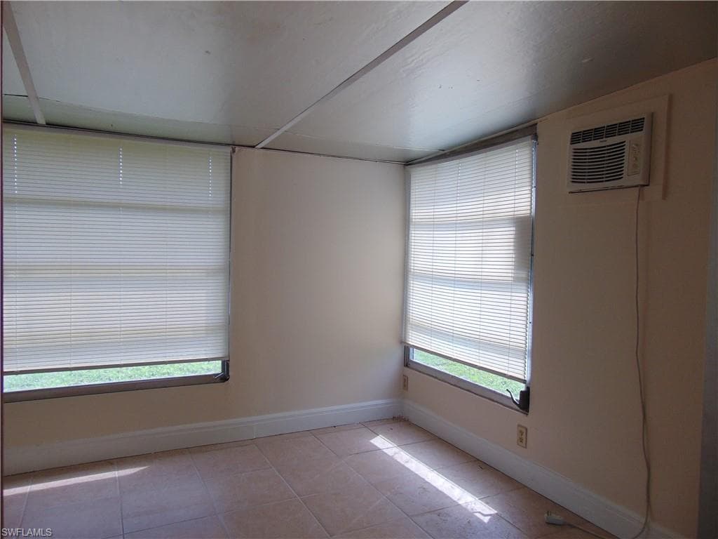 117 Stetson ST-12