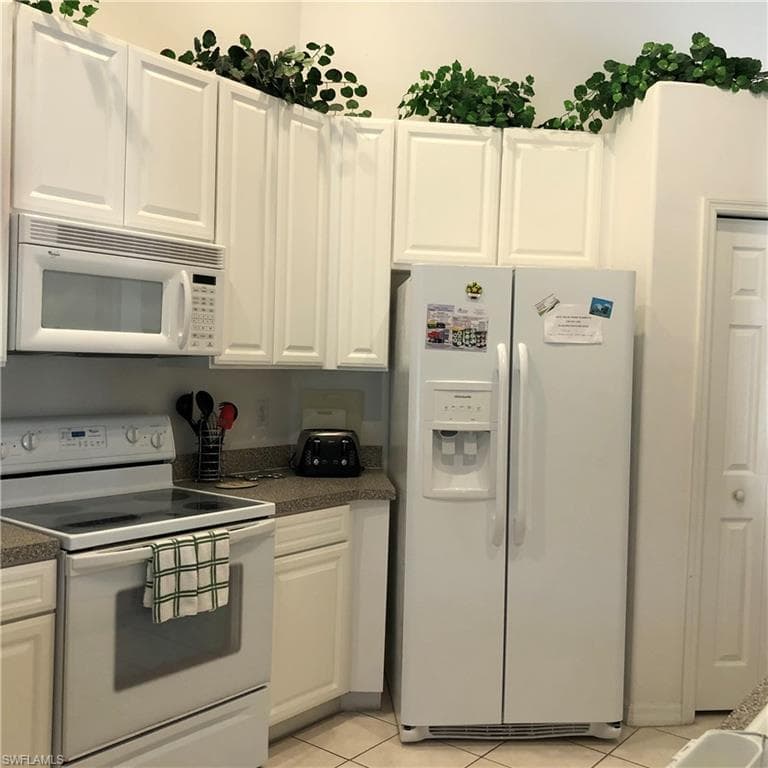 6854 STERLING GREENS DR 201-3