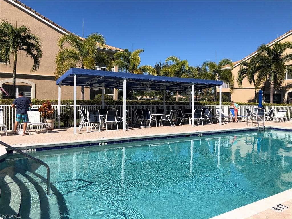 6854 STERLING GREENS DR 201-25