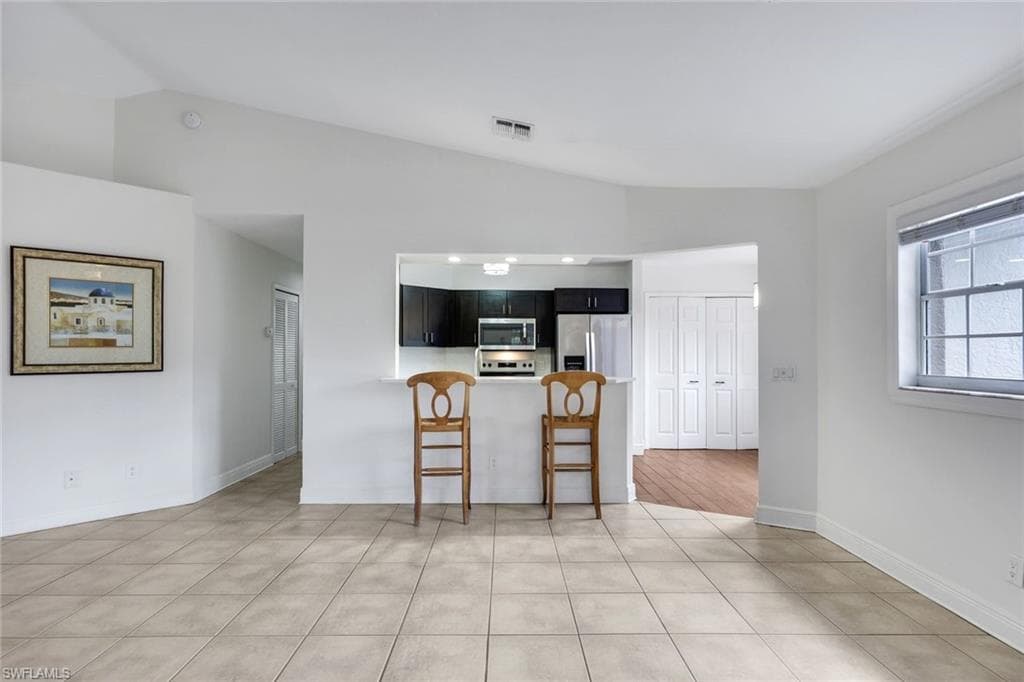 9624 CRESCENT GARDEN DR 201-29