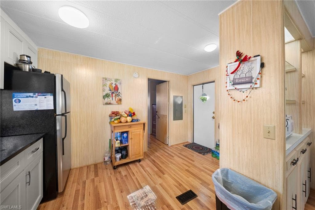 455 Cape Florida WAY-7