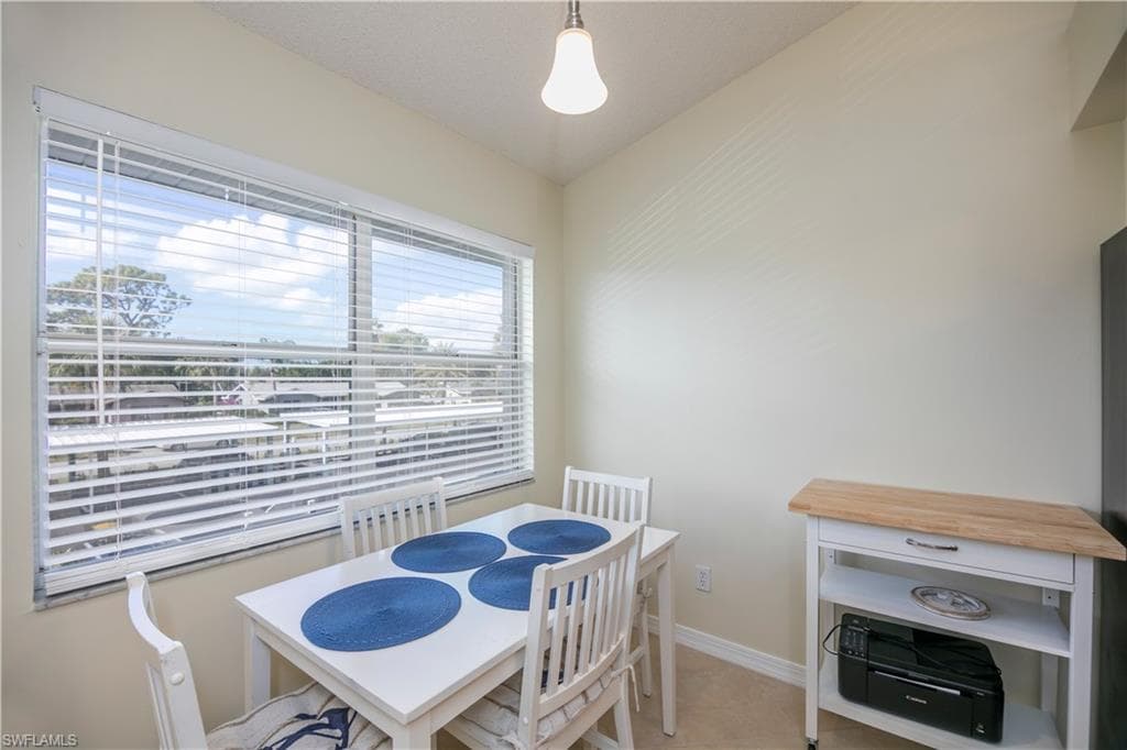 113 Wading Bird CIR W-204-2