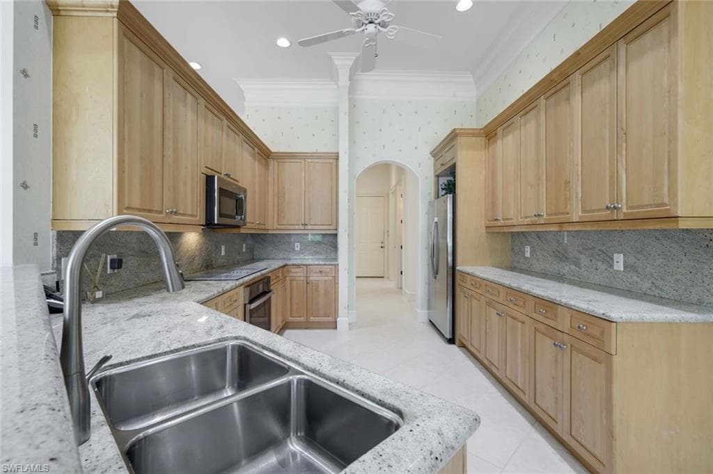 179 AUDUBON BLVD-11