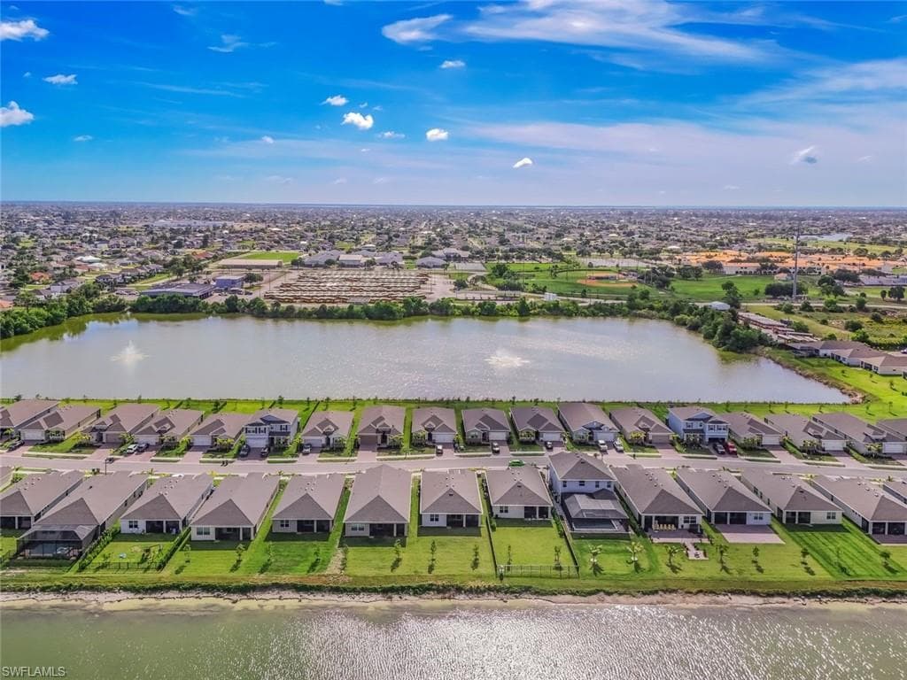 451 Spring Hill Lake LOOP-33