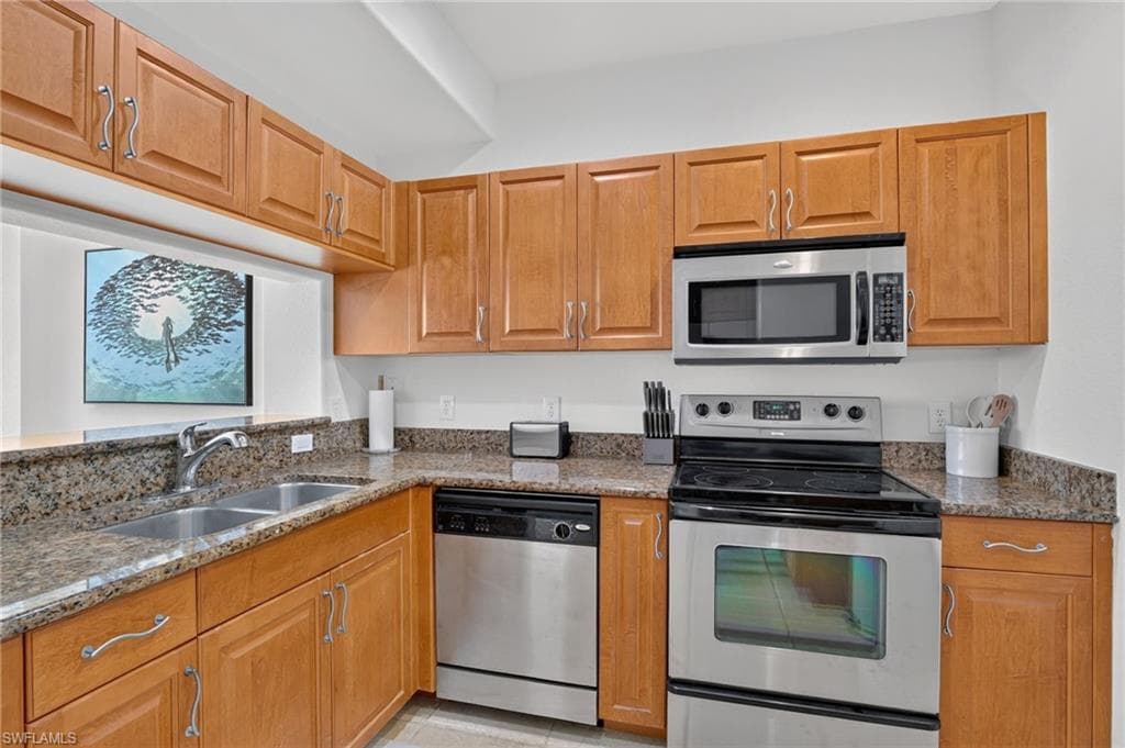 13110 Bella Casa CIR 102-13