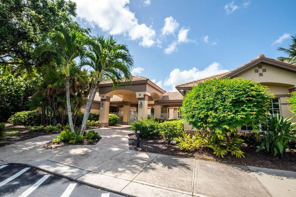 7846 Gardner DR 102-33