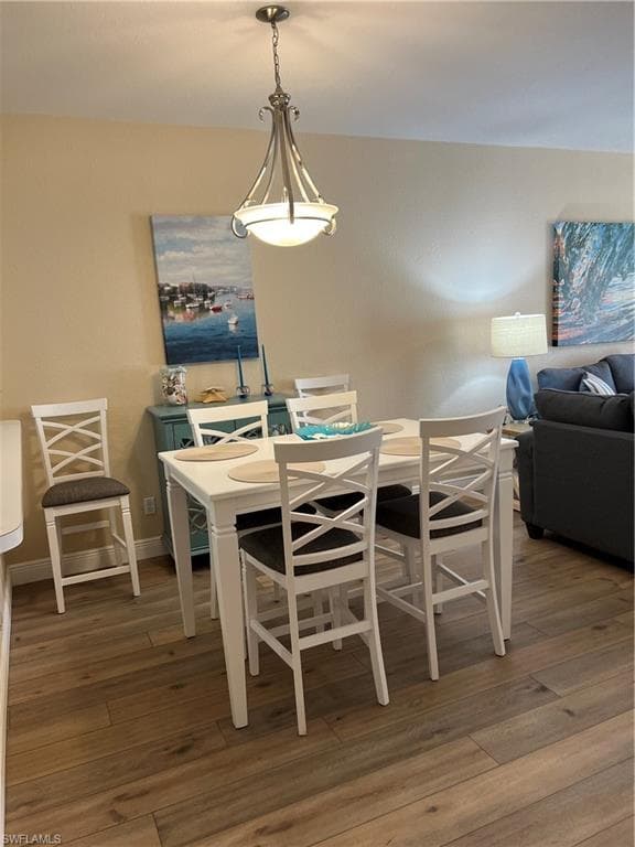 3245 Cypress Glen WAY 504-2