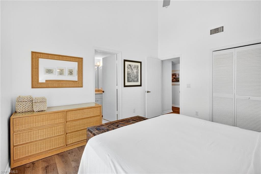 280 Southwinds DR-23