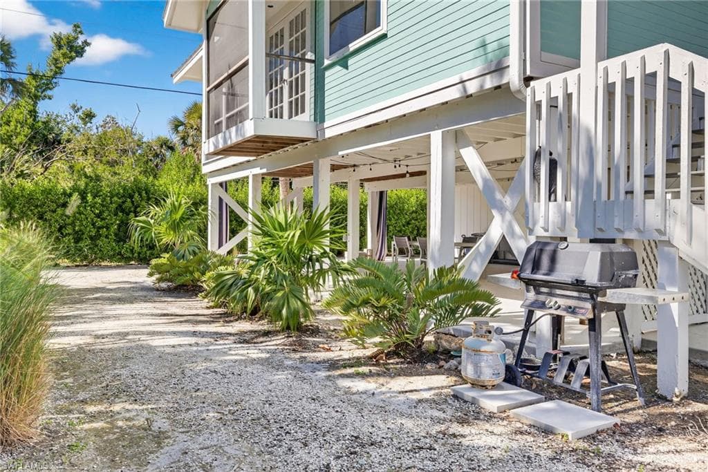 280 Southwinds DR-35