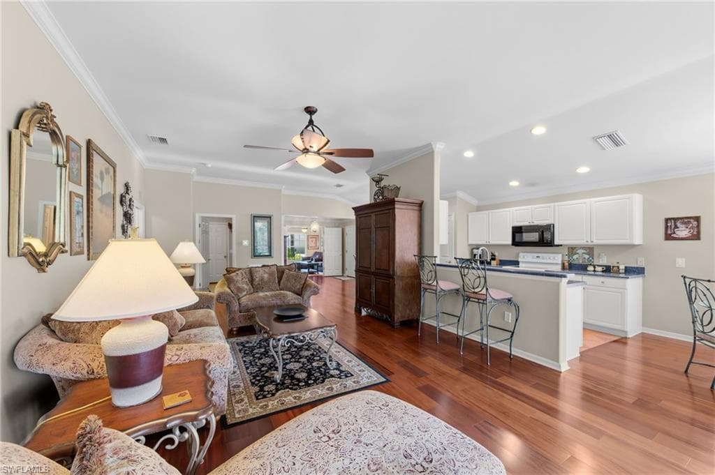 10046 Horse Creek RD-16