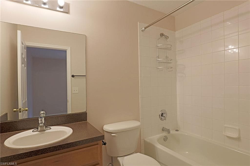 8291 Pacific Beach DR-16