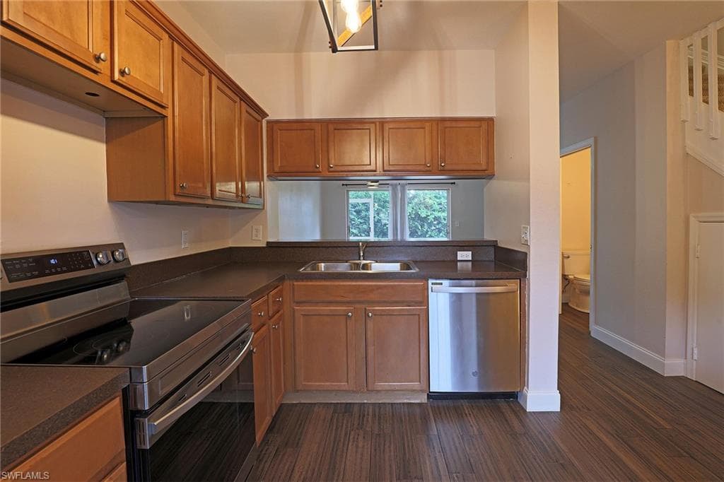 8291 Pacific Beach DR-4