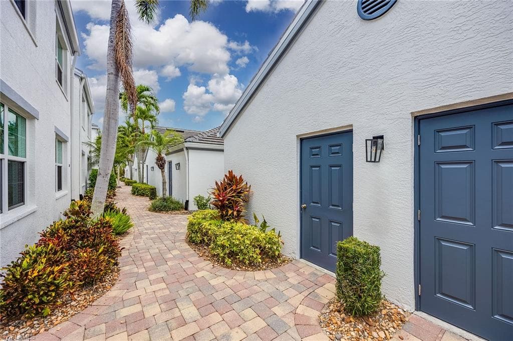 5963 Sand Wedge LN 205-3