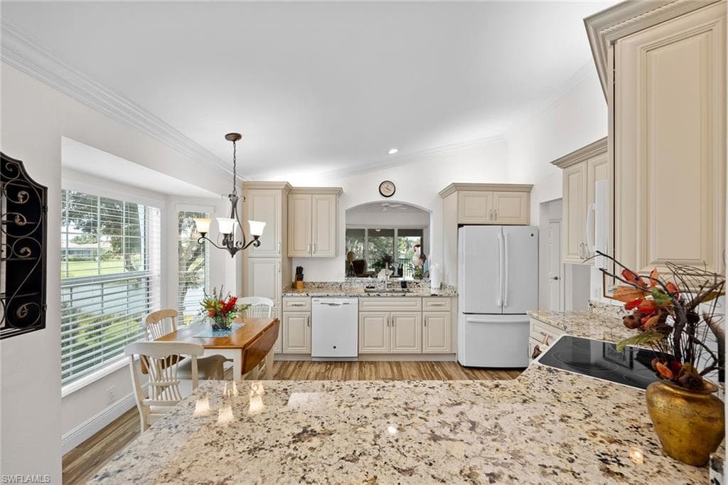 5963 Sand Wedge LN 205-15