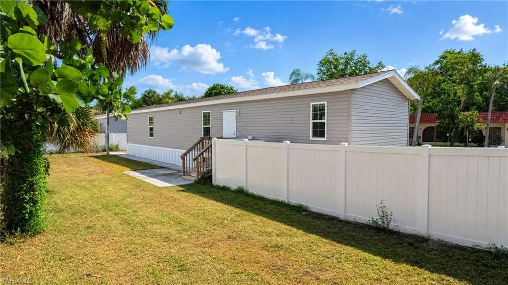 21190 Cypress Park CIR-23