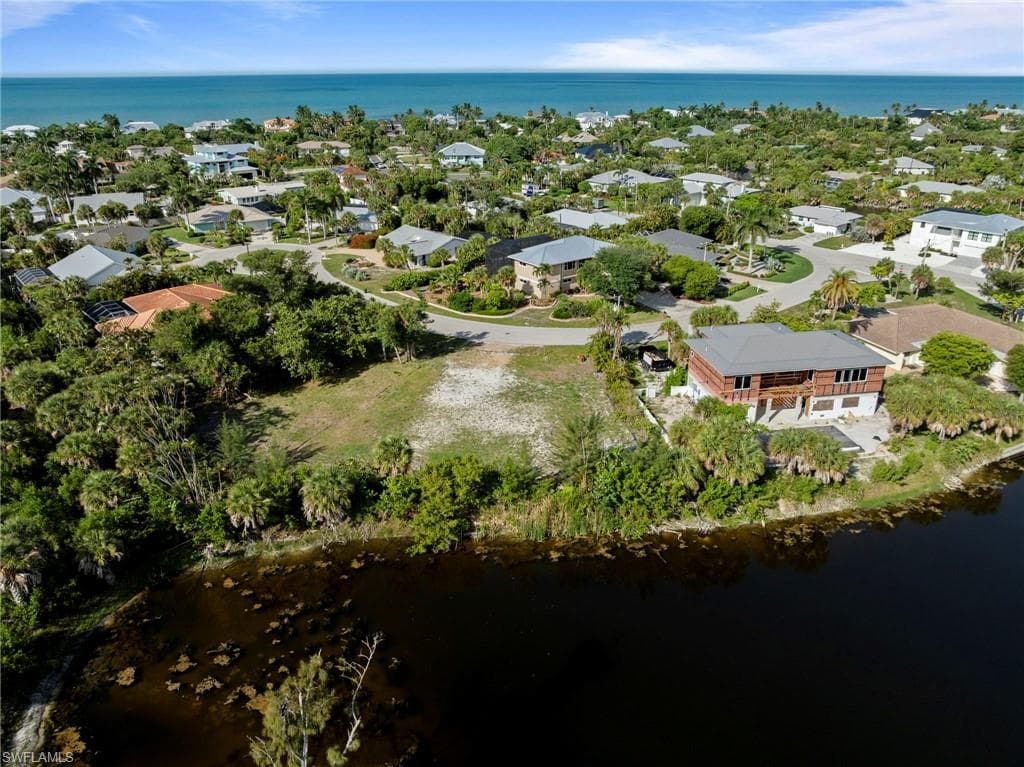 572 Chert CT-1
