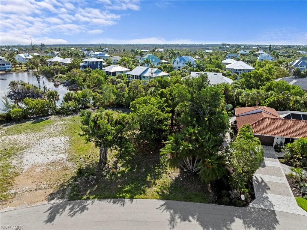 564 Chert CT-2