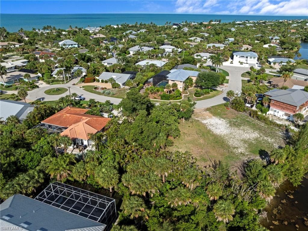 564 Chert CT-11