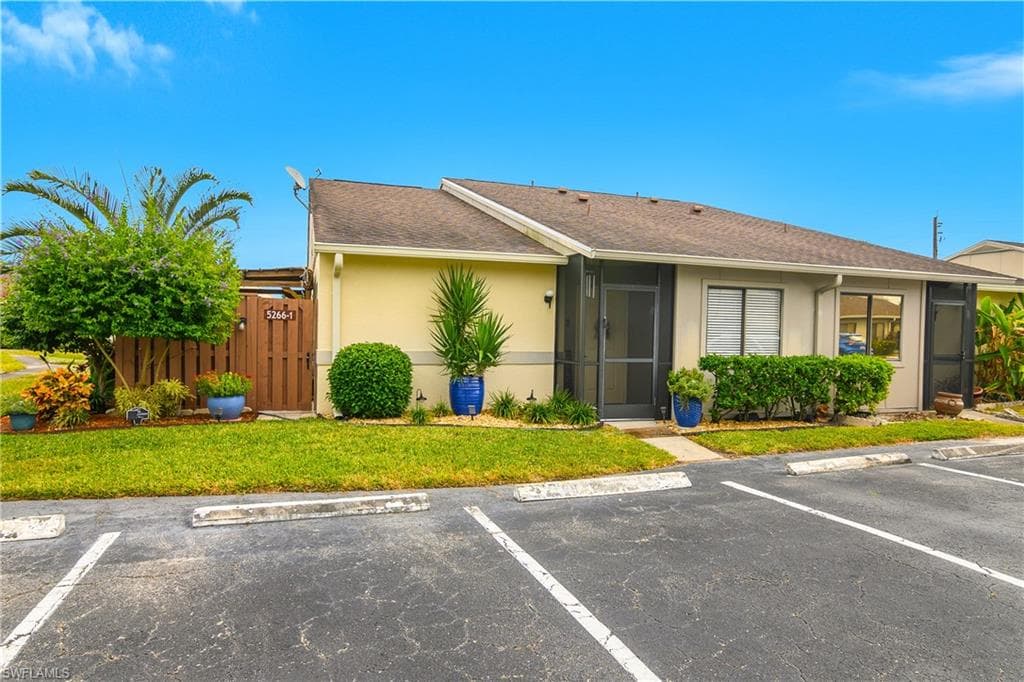 5266 Cedarbend DR 1-16