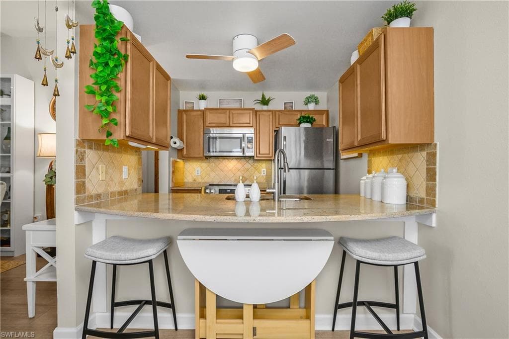 5266 Cedarbend DR 1-5