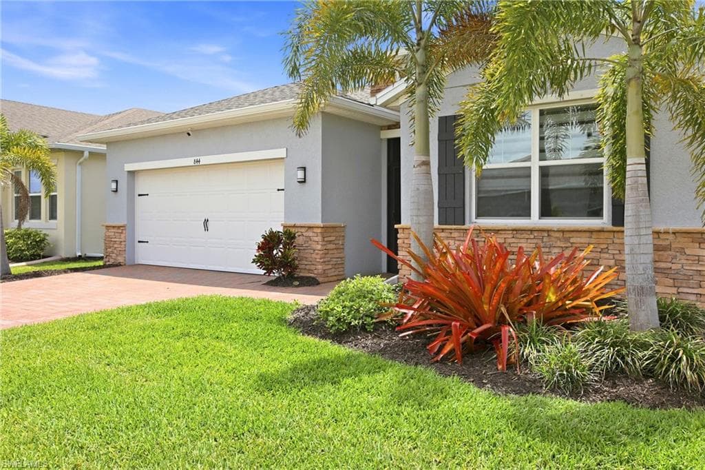 844 Heather Lake AVE-3